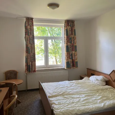Koenigszinnenberg Hotel 3*